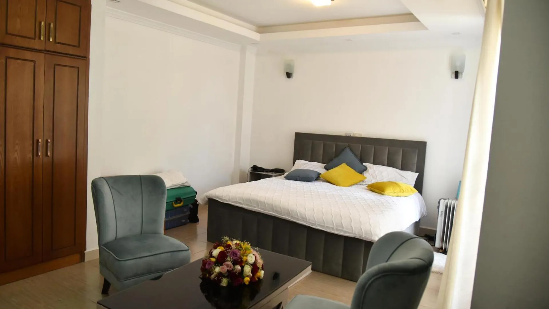 5 Bedroom Exquisite Villa In Top-View Area Addisz-Abeba Etiópia